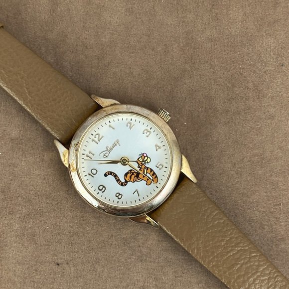 Vintage Disney Tigger Vintage Watch - Picture 2 of 6